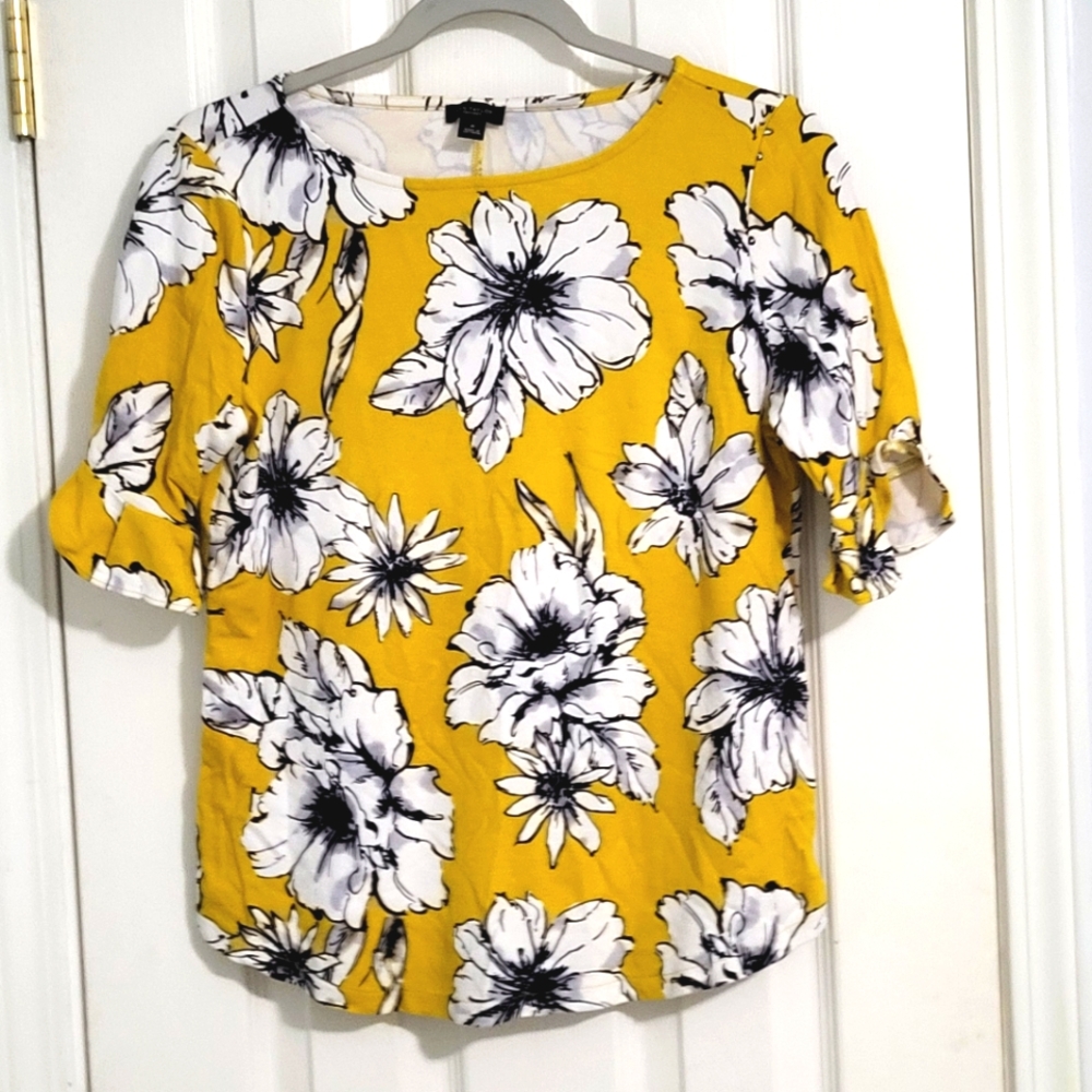 ANN Taylor Medium Floral Blouse